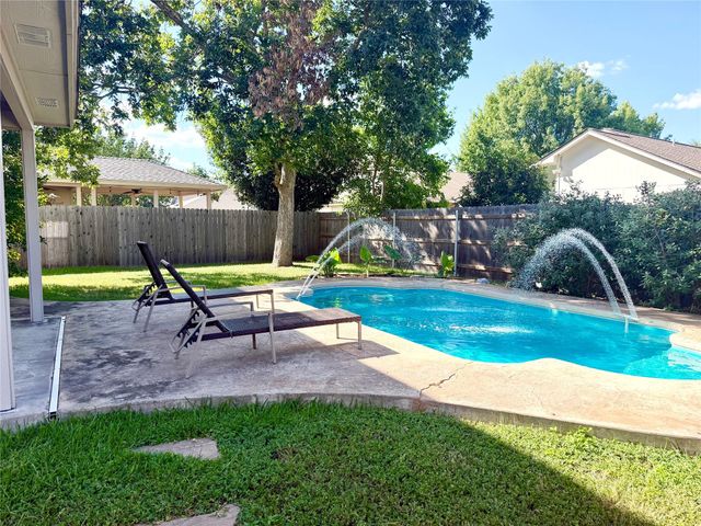 11715 Raymond C Ewry LN, Austin, TX 78748