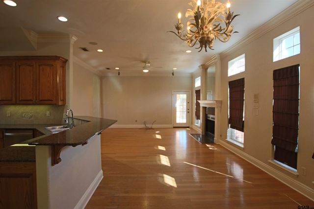 1202 Riverbend, Tyler, TX 75703
