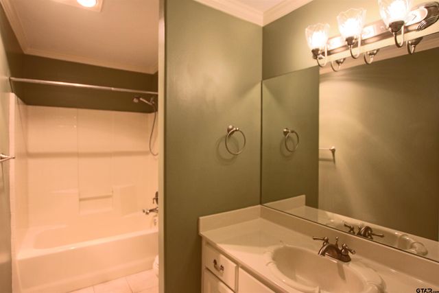 1202 Riverbend, Tyler, TX 75703
