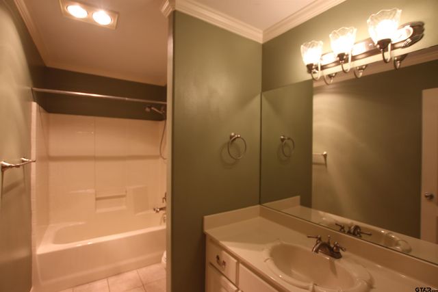 1202 Riverbend, Tyler, TX 75703
