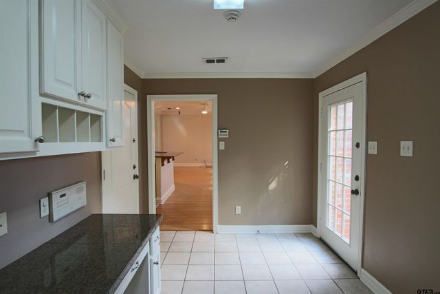 1202 Riverbend, Tyler, TX 75703