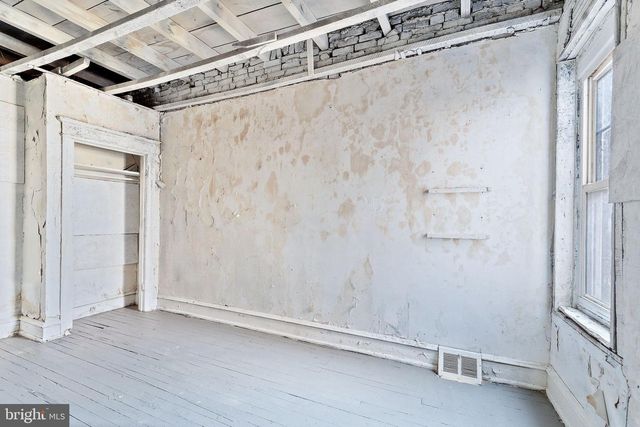 425 ATLANTIC AVE, Camden, NJ 08104