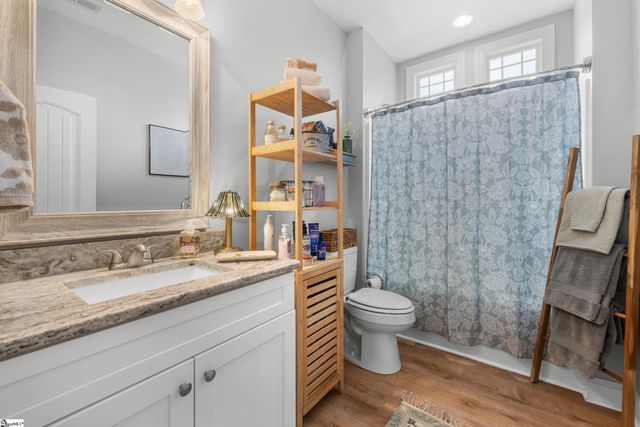 171 S Oak Pointe Drive, Seneca, SC 29678