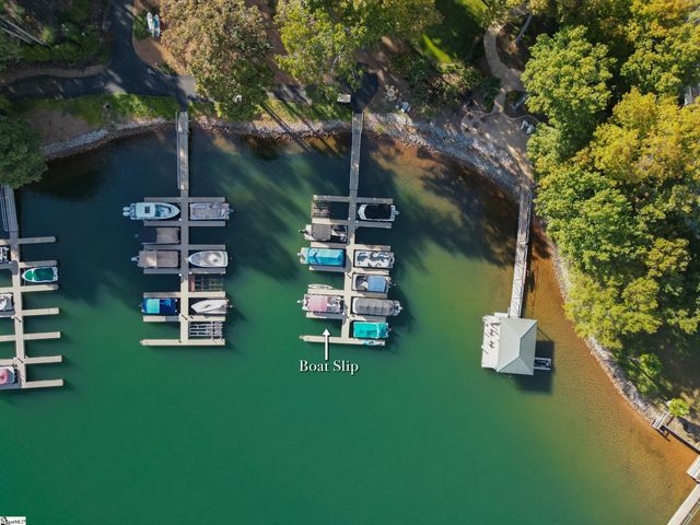 171 S Oak Pointe Drive, Seneca, SC 29678