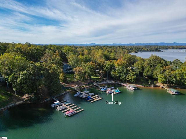 171 S Oak Pointe Drive, Seneca, SC 29678