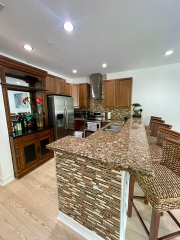 540 NE 17th Avenue, Fort Lauderdale, FL 33301