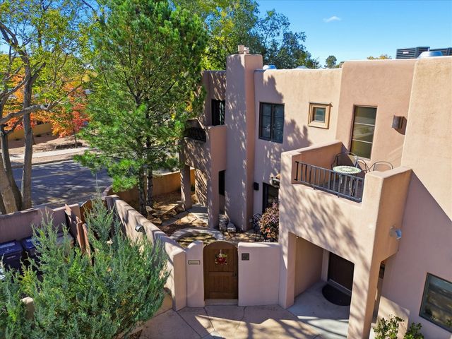 103 Catron Street 62, Santa Fe, NM 87501