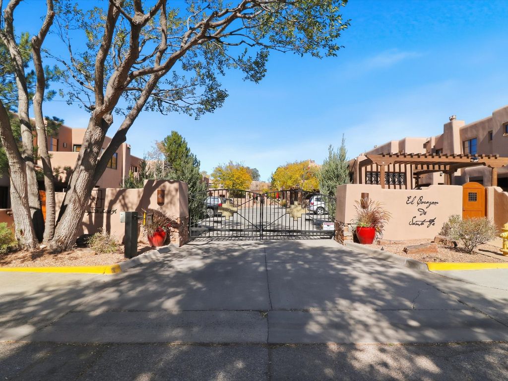 103 Catron Street 62, Santa Fe, NM 87501
