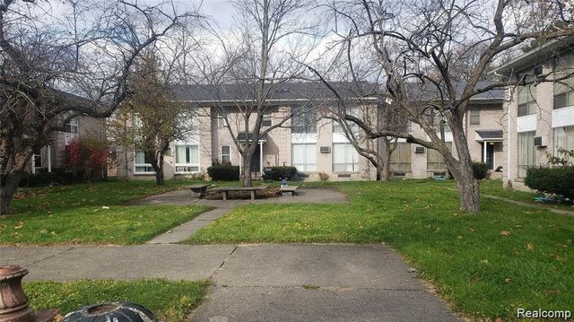 22140 Dante Street 209, Oak Park City, MI 48237
