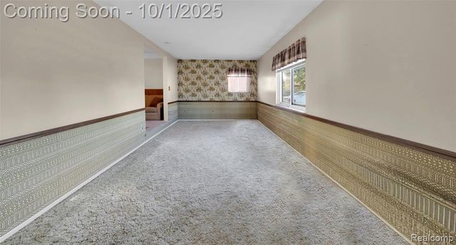 15716 Alsip Street, Roseville, MI 48066