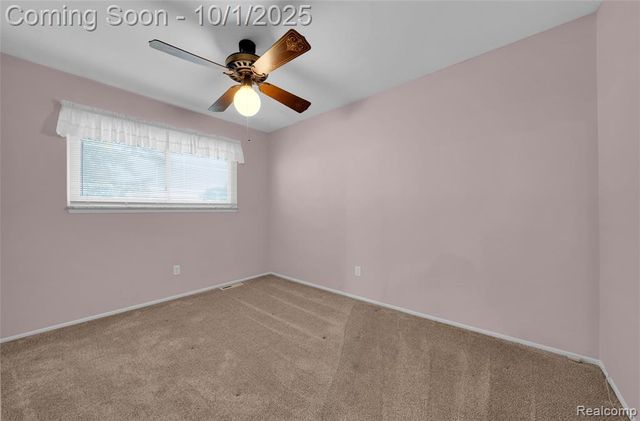 15716 Alsip Street, Roseville, MI 48066