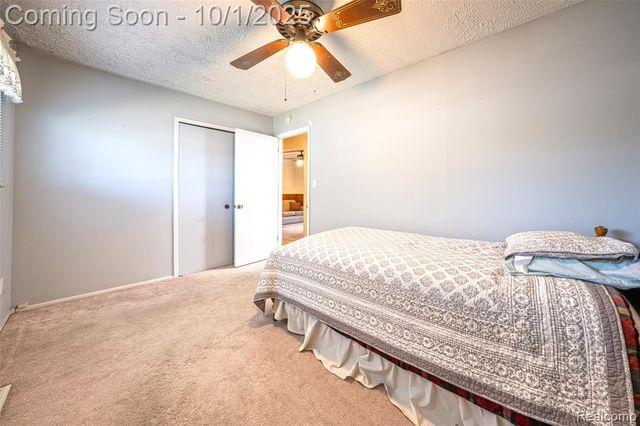 15716 Alsip Street, Roseville, MI 48066