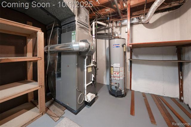 15716 Alsip Street, Roseville, MI 48066