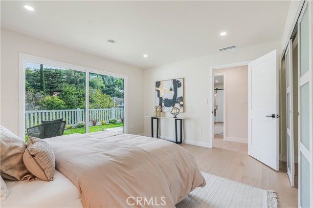 4112 Knobhill Drive, Sherman Oaks, CA 91403