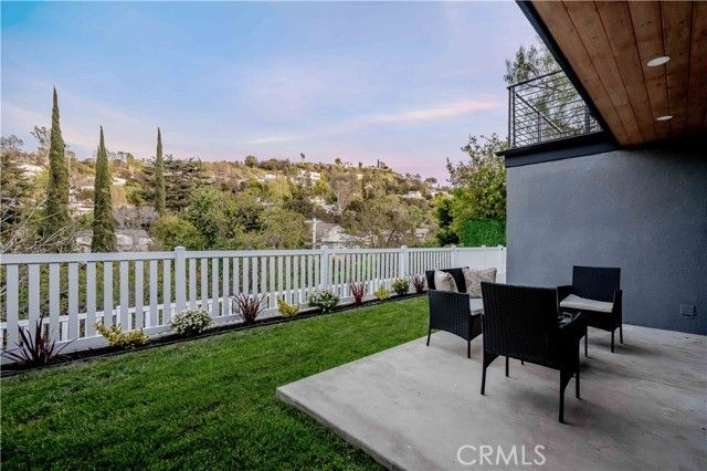 4112 Knobhill Drive, Sherman Oaks, CA 91403