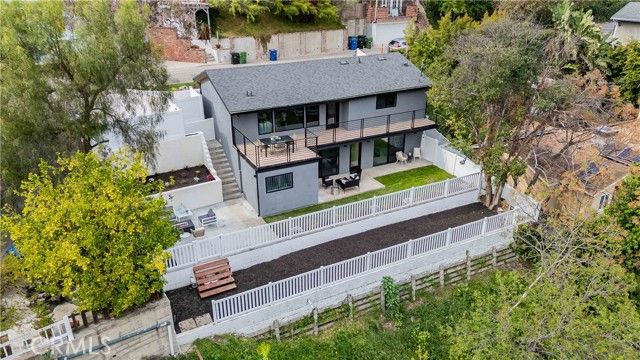 4112 Knobhill Drive, Sherman Oaks, CA 91403