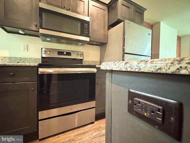 772 MARIETTA AVE, Lancaster, PA 17603