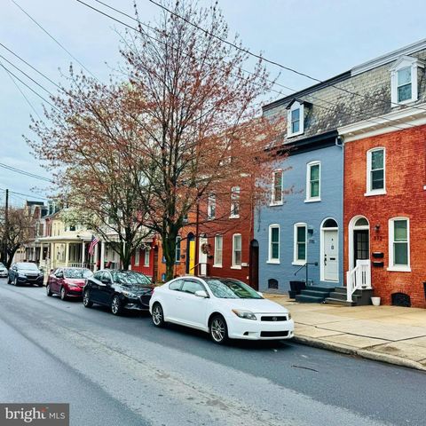 772 MARIETTA AVE, Lancaster, PA 17603