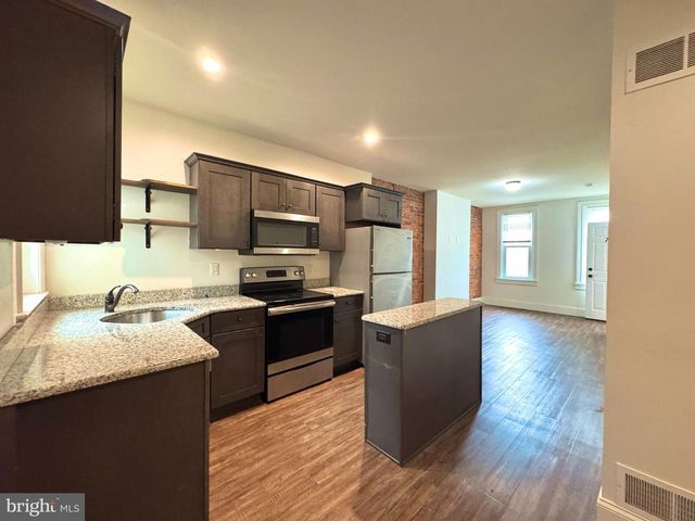 772 MARIETTA AVE, Lancaster, PA 17603