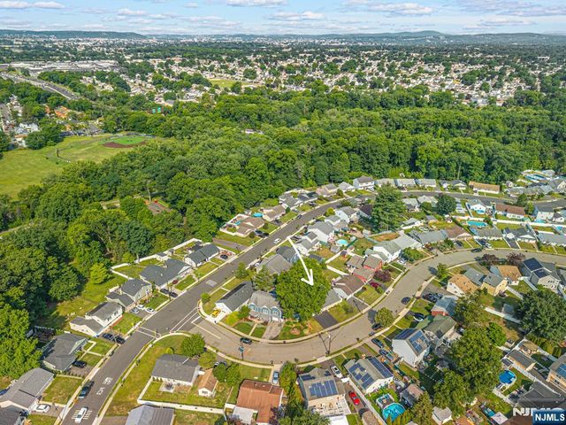 57 Meakin Avenue, Rochelle Park, NJ 07662