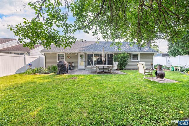 57 Meakin Avenue, Rochelle Park, NJ 07662