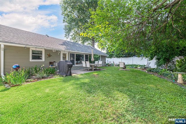 57 Meakin Avenue, Rochelle Park, NJ 07662