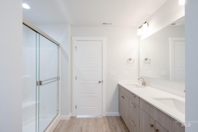 1619 Long Pond St, Middleton, ID 83644