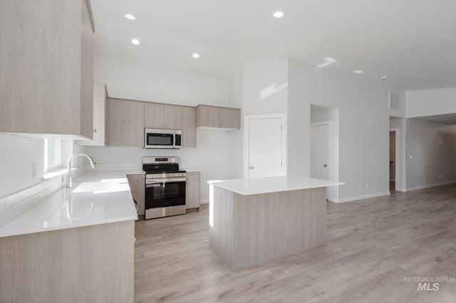 1619 Long Pond St, Middleton, ID 83644