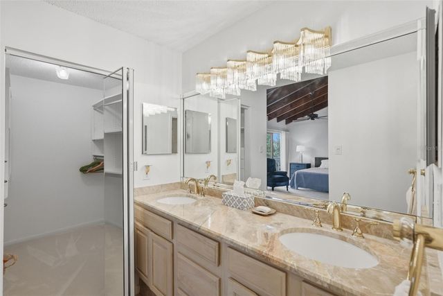 5619 ESCONDIDA BOULEVARD S, St Petersburg, FL 33715