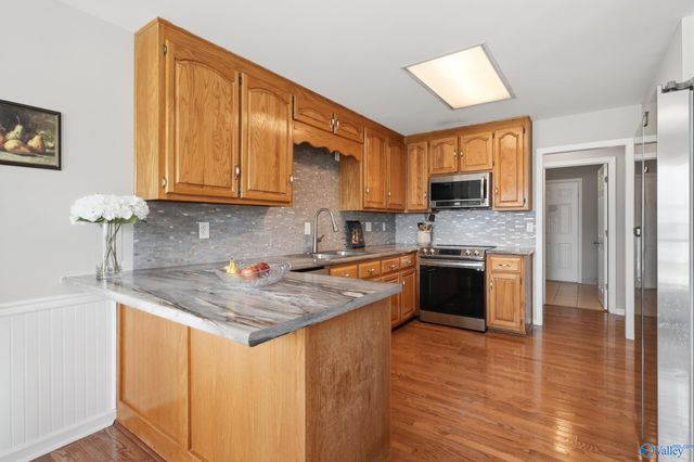 131 Amberwood Drive, Harvest, AL 35749