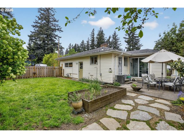 1940 Ne 142ND Ave, Portland, OR 97230