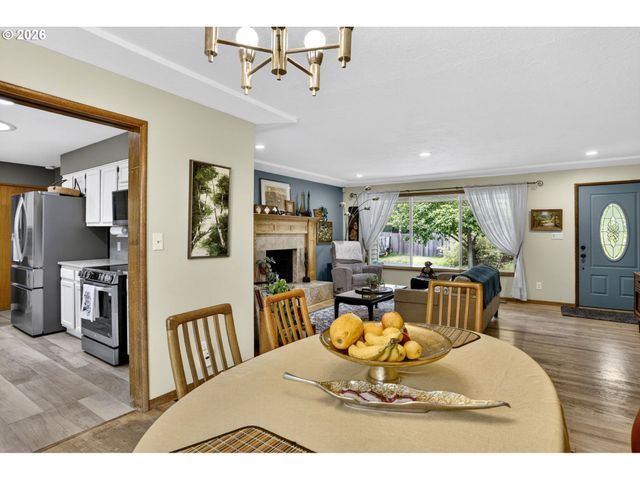 1940 Ne 142ND Ave, Portland, OR 97230