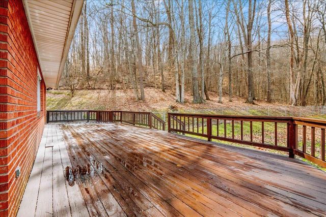 663 Red Bird Road, Williamsburg, KY 40769