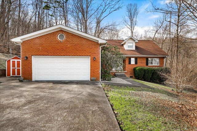 663 Red Bird Road, Williamsburg, KY 40769