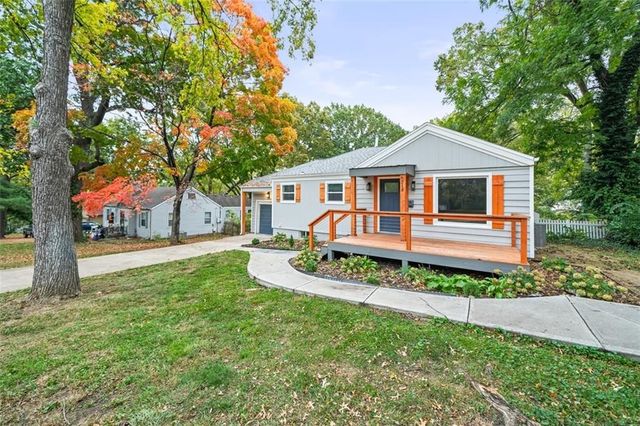 6213 Terrydale Street, Merriam, KS 66202