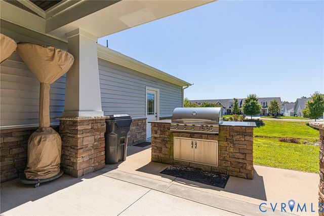 7401 Leaf Fall Way, Mechanicsville, VA 23111