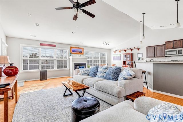 7401 Leaf Fall Way, Mechanicsville, VA 23111