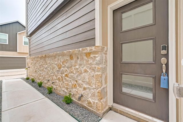 1521 Beach Oak Dr, Houston, TX 77084