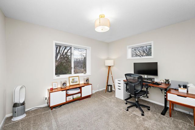 5249 W 95th Street, Bloomington, MN 55437