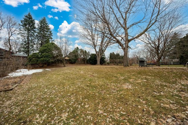 5249 W 95th Street, Bloomington, MN 55437