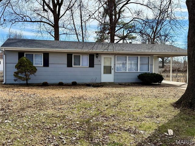 13 Mary Rose Court, Hazelwood, MO 63042