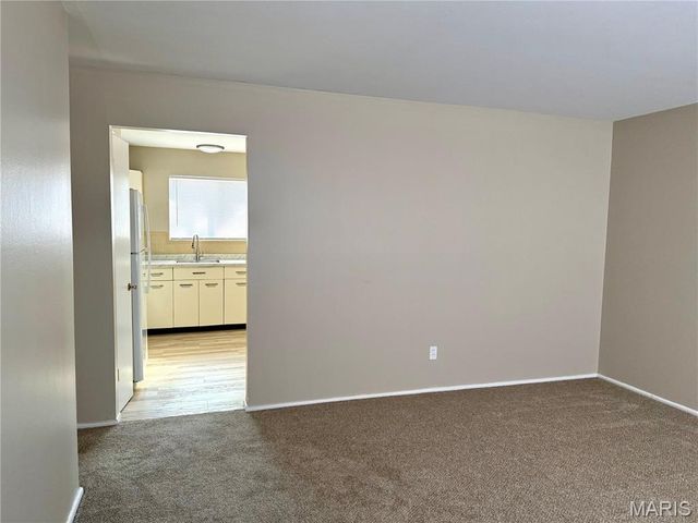 13 Mary Rose Court, Hazelwood, MO 63042