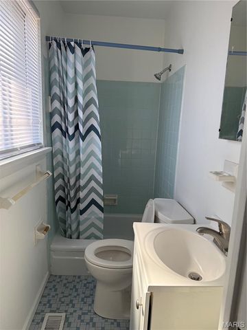 13 Mary Rose Court, Hazelwood, MO 63042