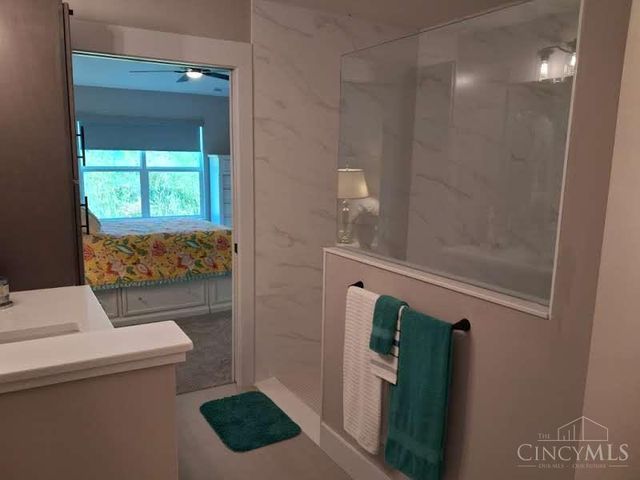 5011 Waterford Lane, Middletown, OH 45042