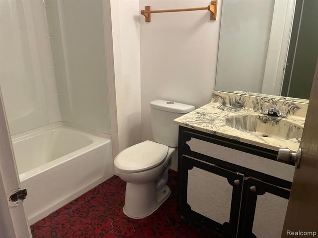 24627 Bashian, Novi, MI 48375