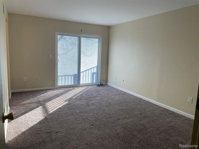 24627 Bashian, Novi, MI 48375