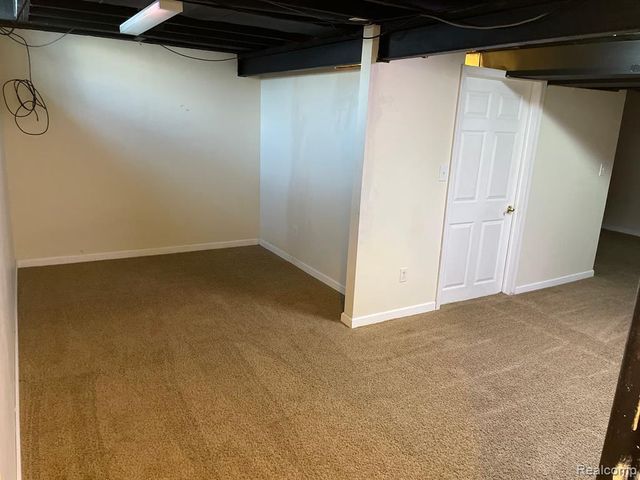 24627 Bashian, Novi, MI 48375