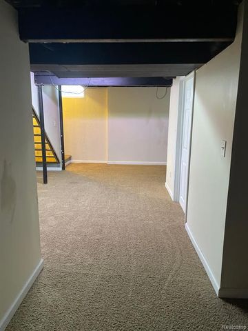 24627 Bashian, Novi, MI 48375