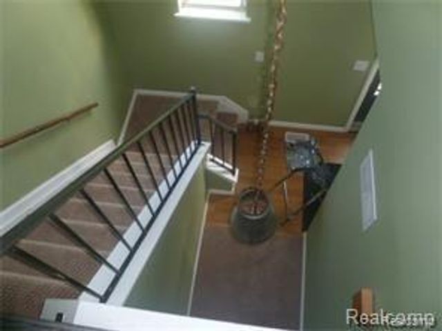 24627 Bashian, Novi, MI 48375