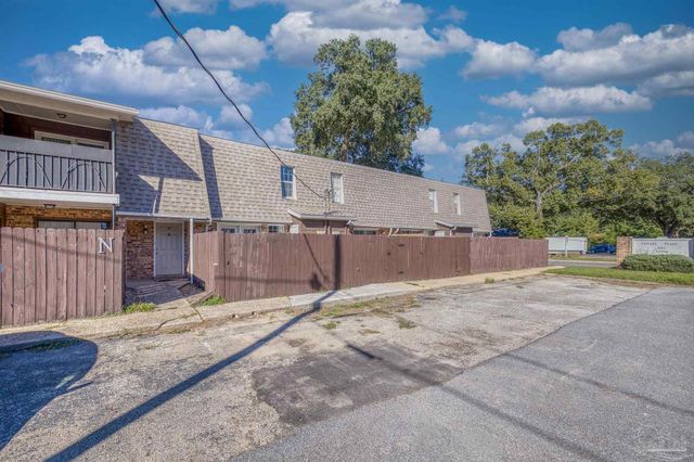 8101 Tippin Ave D, Pensacola, FL 32514